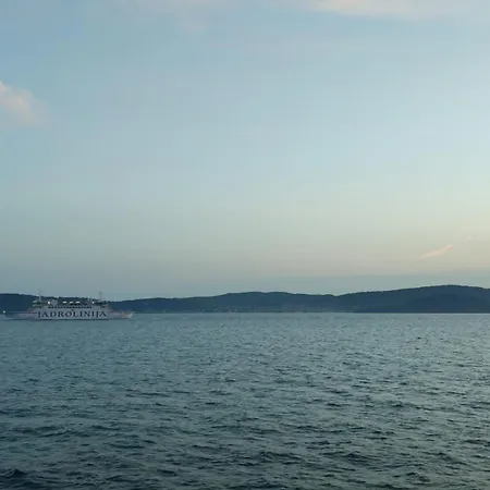 For 6 + Free Parking Place Apartman Zadar
