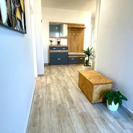 For 6 + Free Parking Place Apartman Zadar